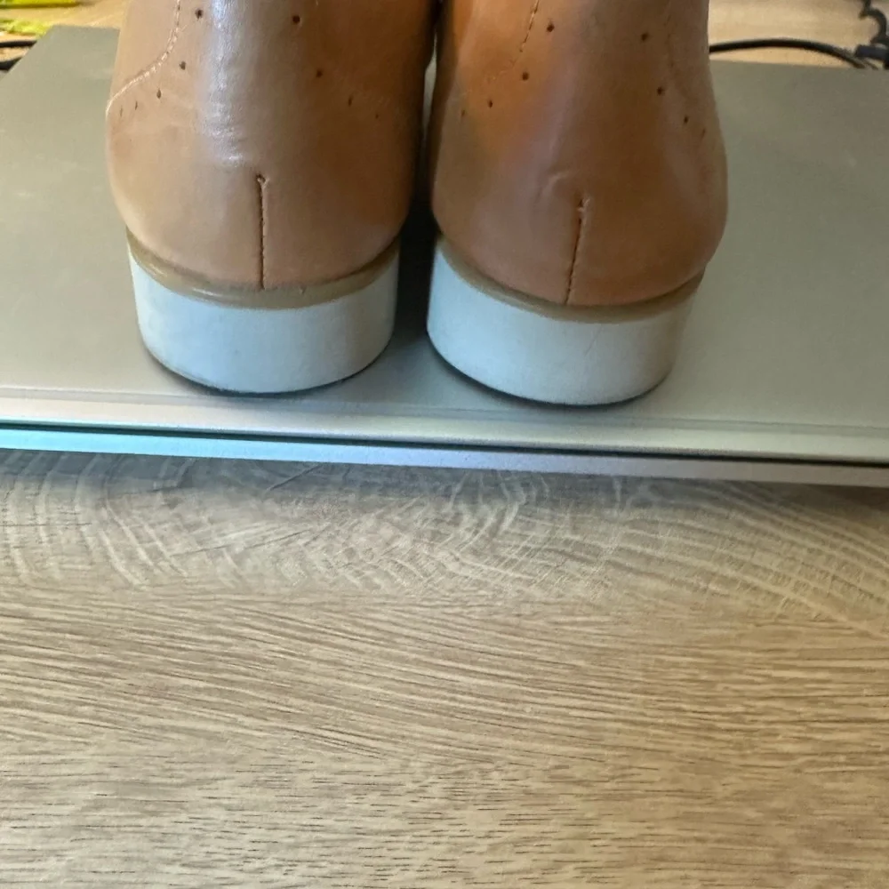 Anthropologie Chelsea Crew Brown Leather slip on oxfords - Picture 7 of 10